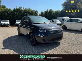 FIAT 500e 3+1 42 kWh La Prima 0