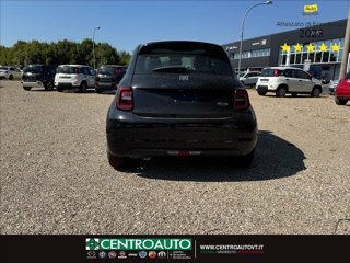 FIAT 500e 3+1 42 kWh La Prima 5