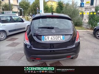 LANCIA Ypsilon 1.0 firefly hybrid Silver Plus s&s 70cv 4