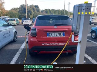 FIAT 600 54kWh La Prima 5