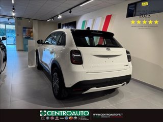 FIAT 600 1.2 hybrid 4