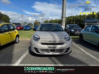 FIAT 600 1.2 hybrid La Prima 1